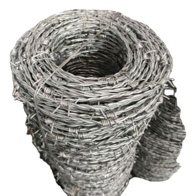 1.6mm 500m 25kgs/Roll Spiral Razor Wire Concertina Coil Wire Voor Bescherming