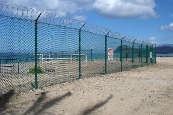 100ft 50ft 8ft 6ft gegalvaniseerd keten schakel hek rollen 2,0 mm cycloon mesh hek 1