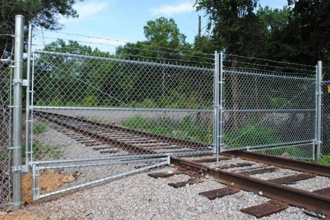 100ft 50ft 8ft 6ft gegalvaniseerd keten schakel hek rollen 2,0 mm cycloon mesh hek 3